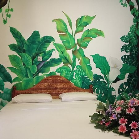 Keerthi Homestay Sigiriya Bagian luar foto
