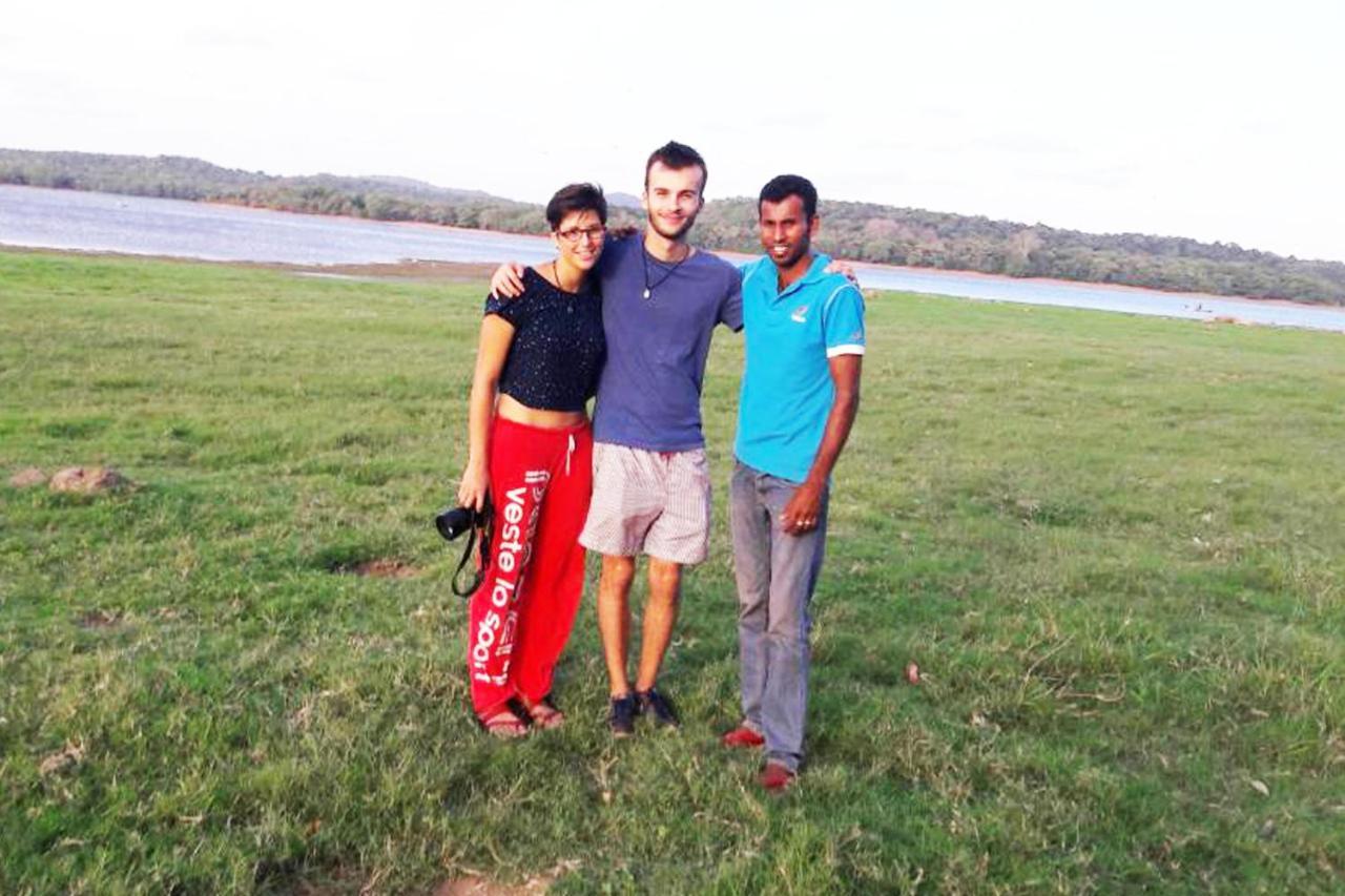 Keerthi Homestay Sigiriya Bagian luar foto